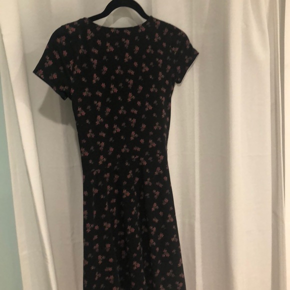 HOLLISTER FLOWER DRESS - Picture 3 of 3